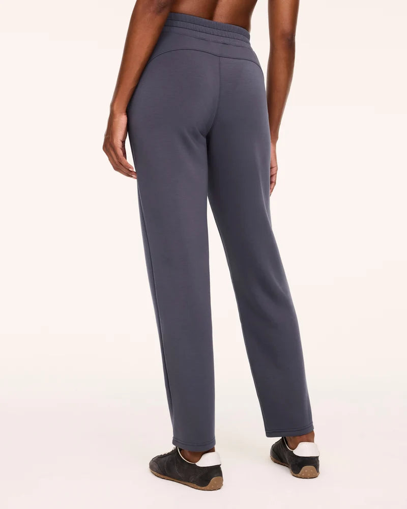 SPANX SPANX AIRESSENTIALS® SLIM STRAIGHT PANT - dark slate
