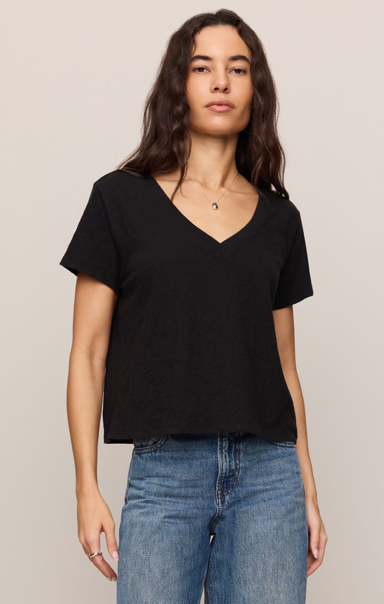 Nomad V Neck Tee
