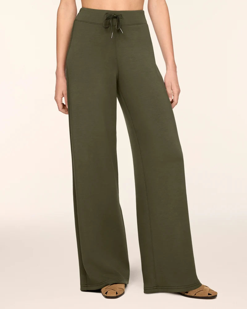 SPANX AirEssentials® Wide Leg Pant