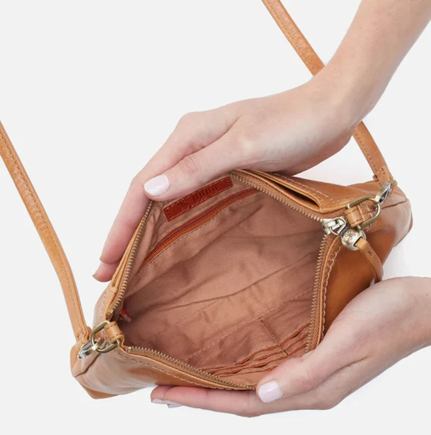 Hobo Darcy Crossbody