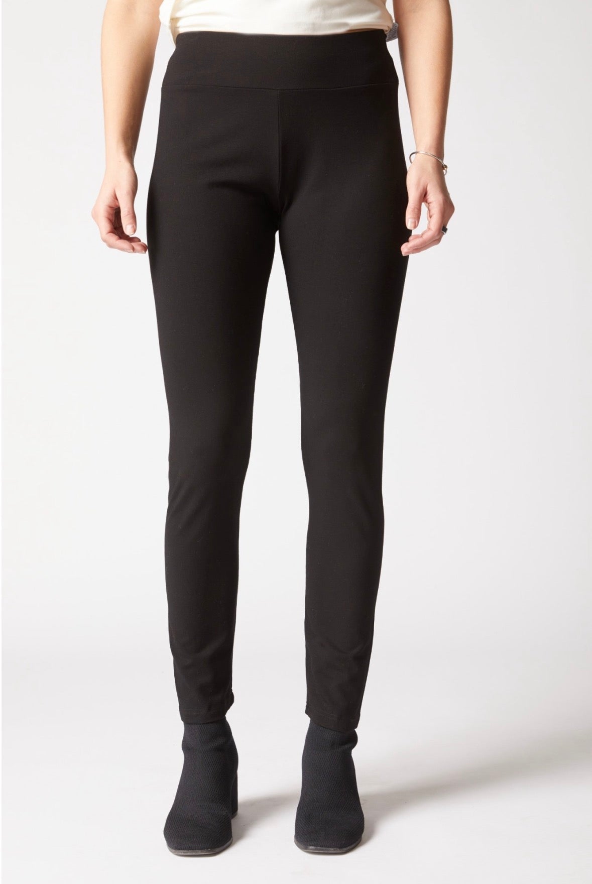 Core Travel Easy Pant