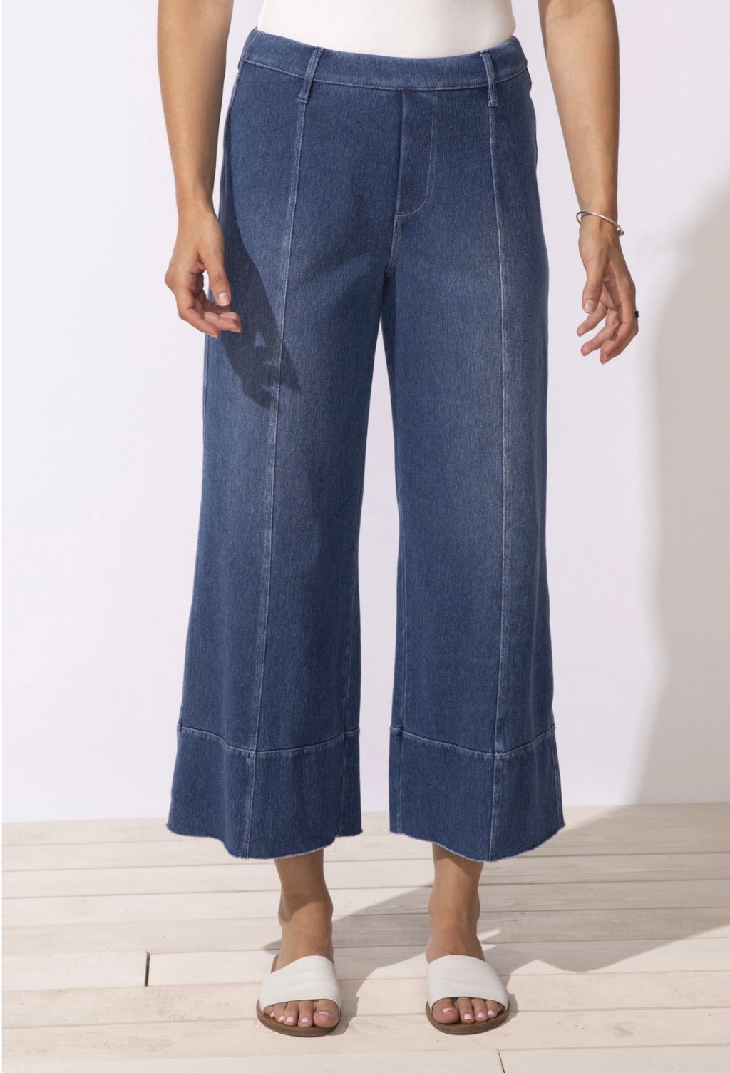 Comfort Knit Denim Crop Jean - Mid Wash