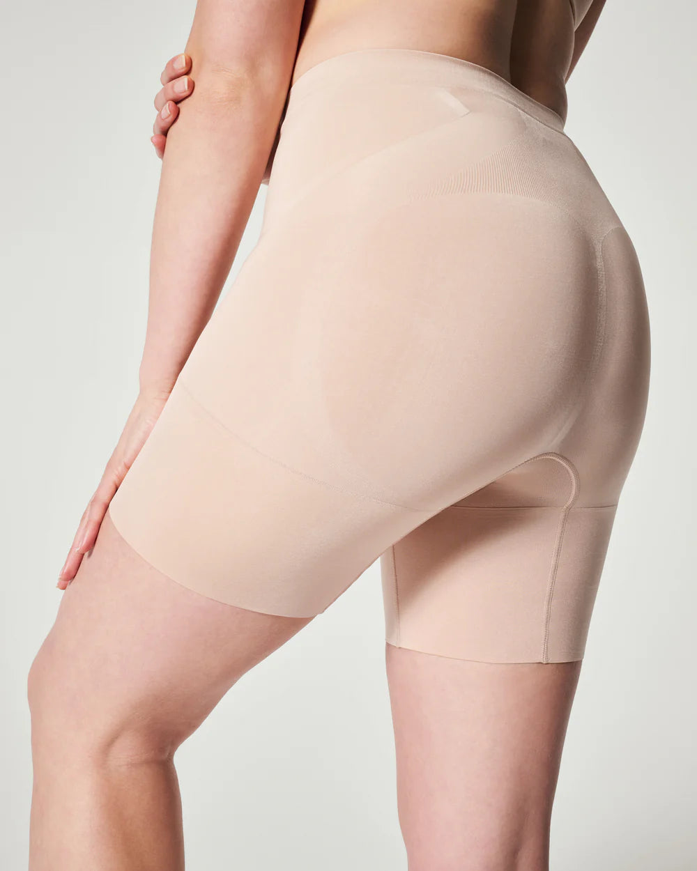 Spanx SPANXsculpt™ OnCoreMid-Thigh Short - Soft Nude