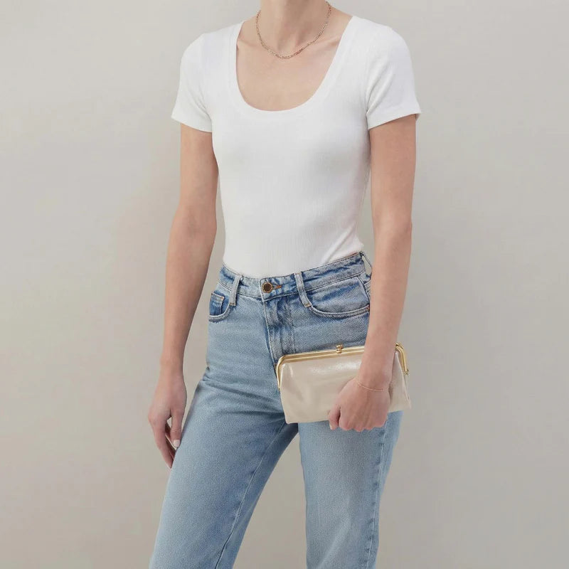 Hobo Lauren Metallic Leather | Sand Shimmer