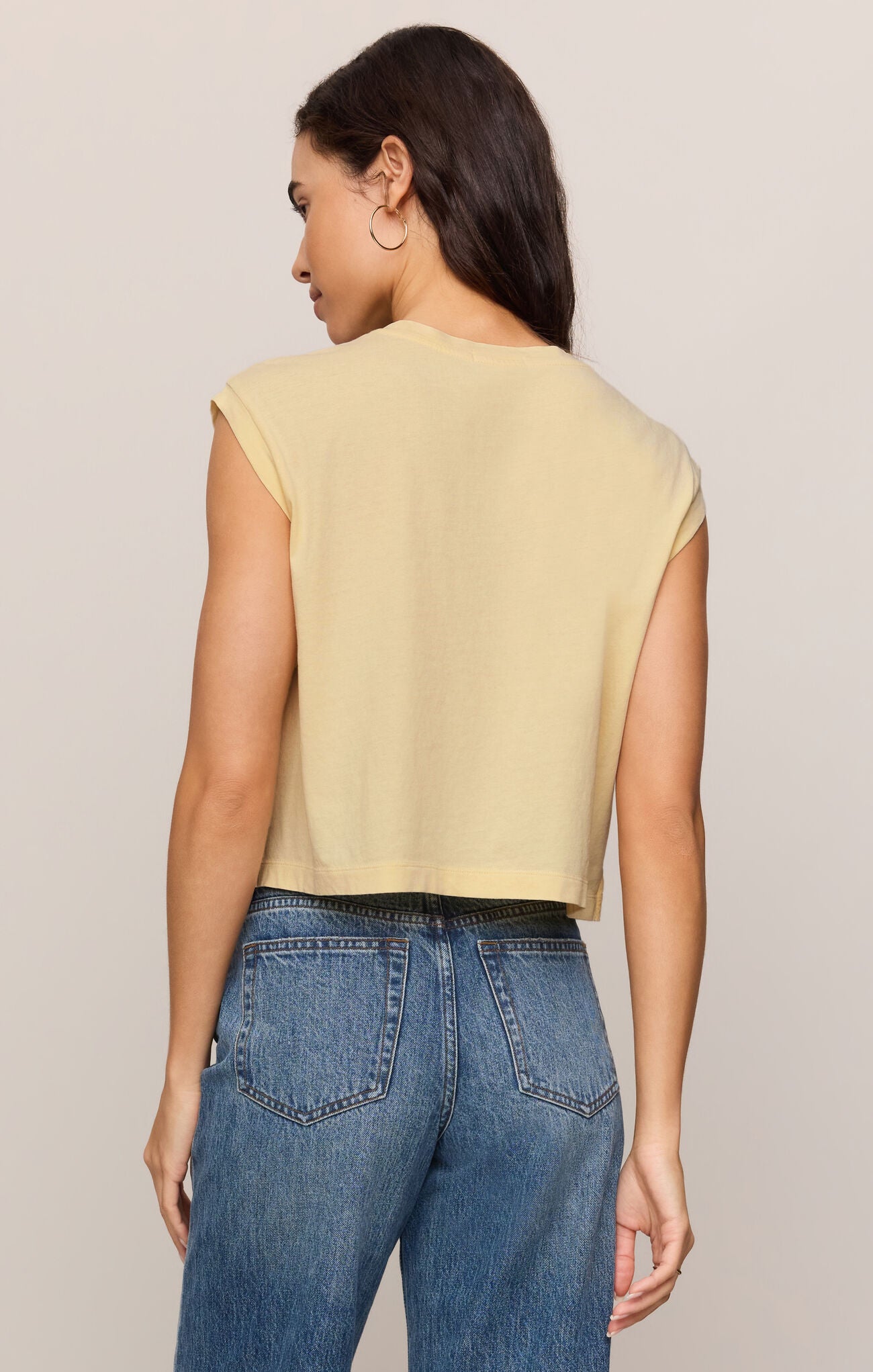 Flex Sleeveless Tee