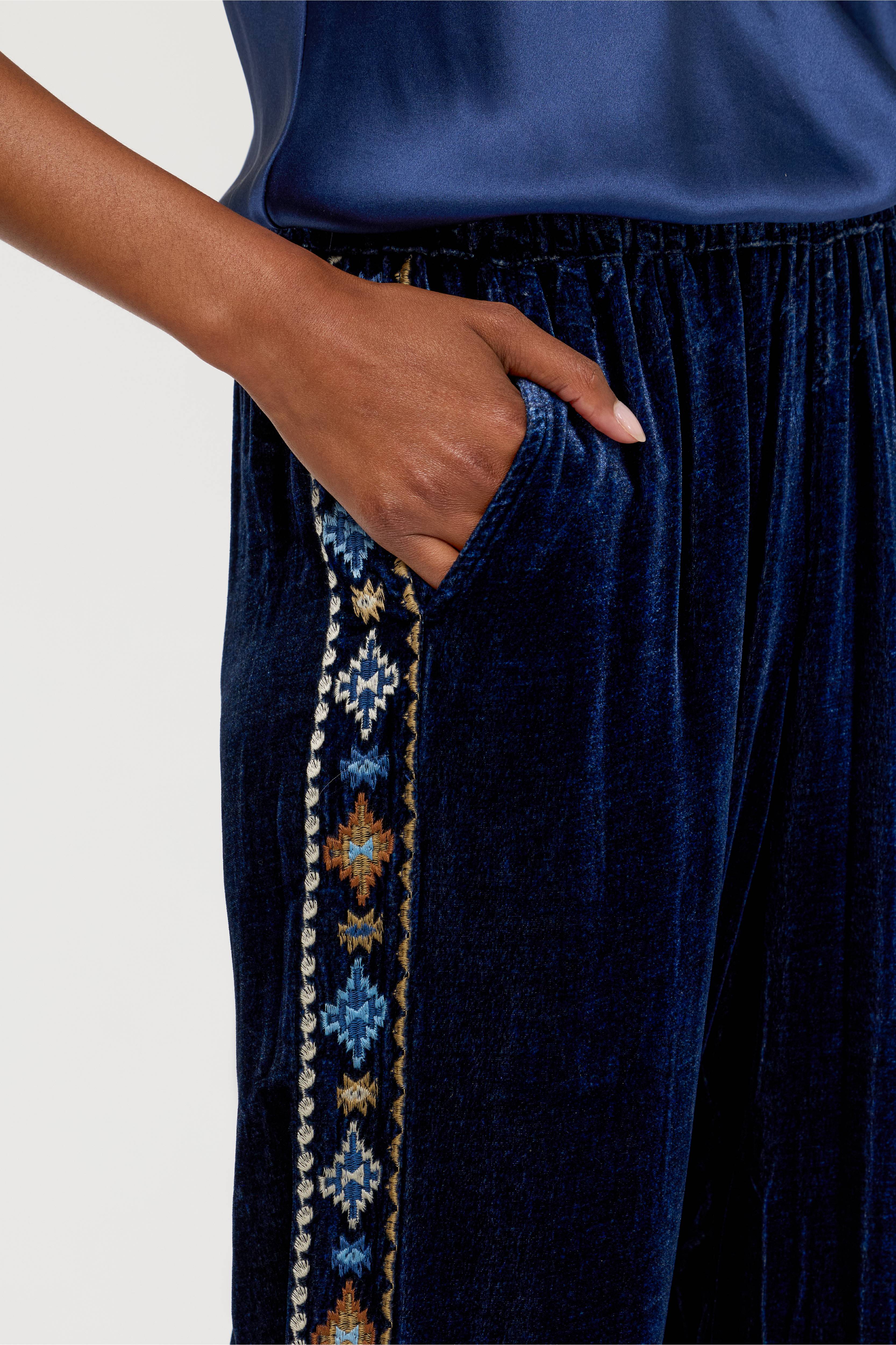 Velvet Everyday Pant - Isolei